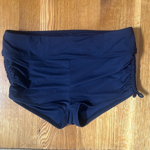 Athleta | Swim | Athleta Swim Short Size Sp Navysee Closeup Photos For ...